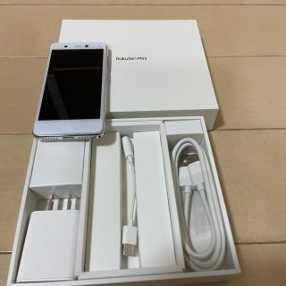 ラクテン(Rakuten)の楽天mini ホワイト　Rakuten Mini white(スマートフォン本体)