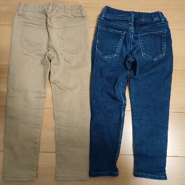 UNIQLO(ユニクロ)のUNIQLO　パンツ　2本セット　110cm キッズ/ベビー/マタニティのキッズ服男の子用(90cm~)(パンツ/スパッツ)の商品写真