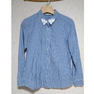 スピックアンドスパン(Spick & Span)の【美品】simplicite　襟フラワーモチーフ　ストライプシャツ　Mサイズ(シャツ/ブラウス(長袖/七分))