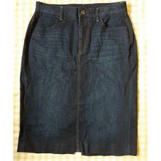 ユニクロ(UNIQLO)のUNIQLO ペンシルタイトスカート　W64　濃色ブルー　USED(ひざ丈スカート)