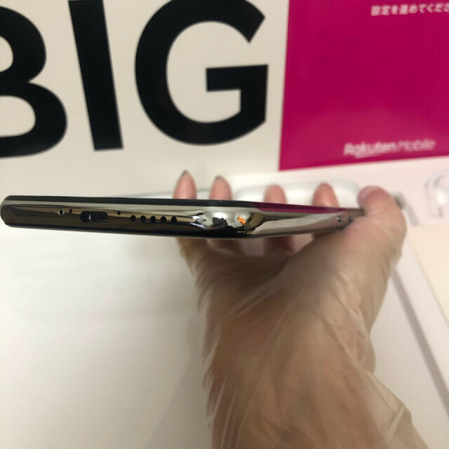 Rakuten(ラクテン)の【美品】1週間のみ出品!!値下げ交渉◎Rakuten BIG ホワイト スマホ/家電/カメラのスマートフォン/携帯電話(スマートフォン本体)の商品写真