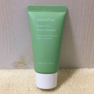 イニスフリー(Innisfree)の【新品】イニスフリー　グリーンティー　フォームクレンザー(洗顔料)