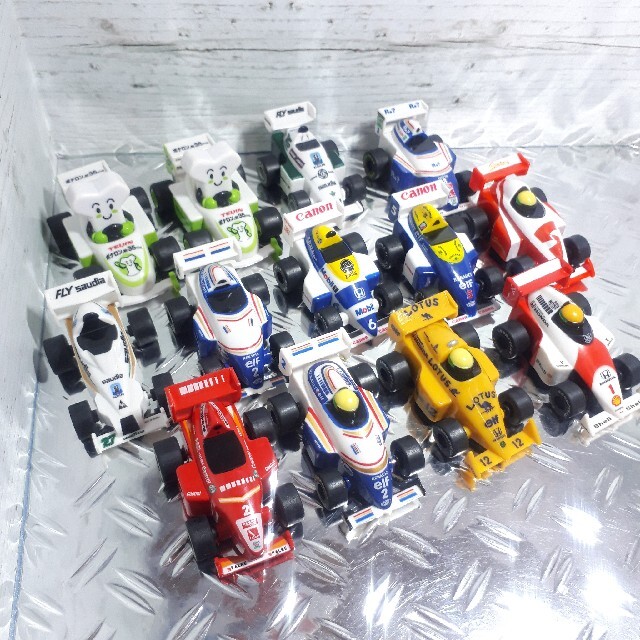 アイルトン セナ/プルバック式F1ミニカーコレクションの通販 by アイルトン セナ/プルバック式F1ミニカーコレクションの通販 by