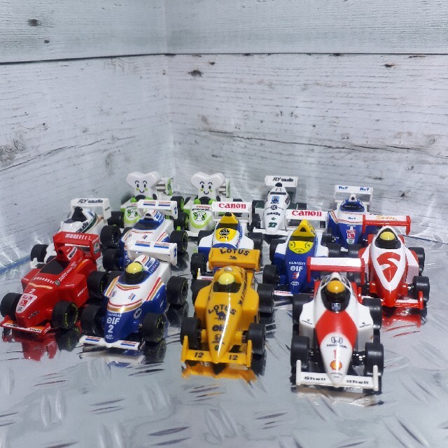 アイルトン セナ/プルバック式F1ミニカーコレクション