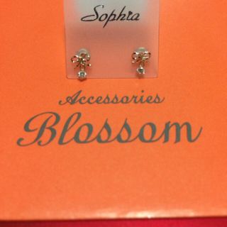 ブルーム(BLOOM)のリボンピアス(ピアス)