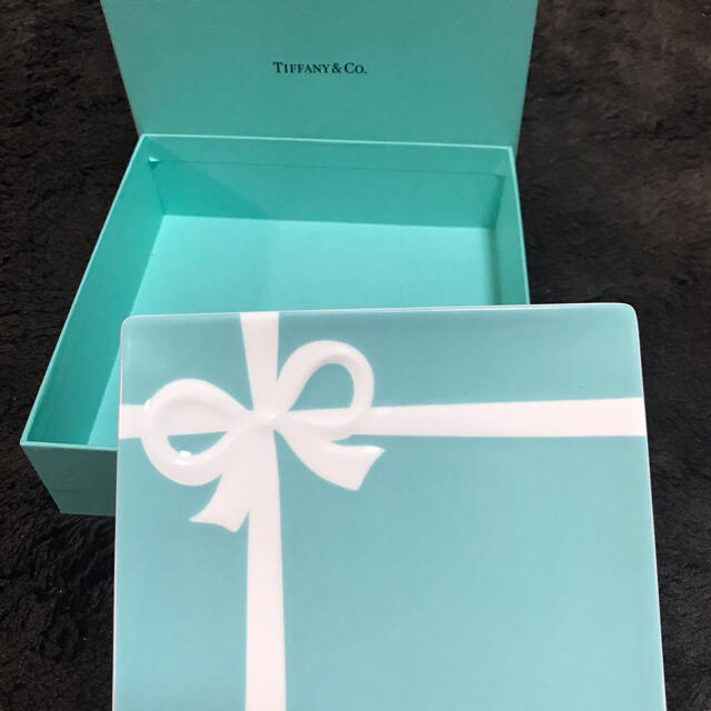 【新品】TIFFANY&CO. ブルー　ボウ　デザートプレート2枚セットティファニーブルー