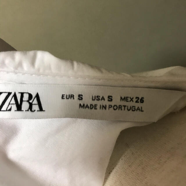 ZARA(ザラ)のお値下げ！ZARA ピーターパン襟ポプリンシャツ レディースのトップス(シャツ/ブラウス(長袖/七分))の商品写真