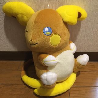 ポケモン(ポケモン)のポケモンフォーカス 地方のすがた でっかいぬいぐるみ 《アローラライチュウ》(ぬいぐるみ)