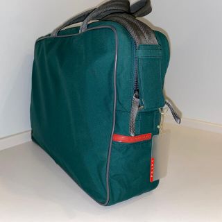 プラダ(PRADA)の【超美品】PRADA カバン　ビジネス　ＰＣ用(バッグパック/リュック)