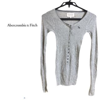 アバクロンビーアンドフィッチ(Abercrombie&Fitch)の専用★アバクロンビー＆フィッチ　リブニット　薄手　M グレー(ニット/セーター)