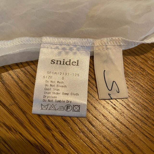 SNIDEL(スナイデル)のSnidel シースルーシャツ レディースのトップス(シャツ/ブラウス(長袖/七分))の商品写真