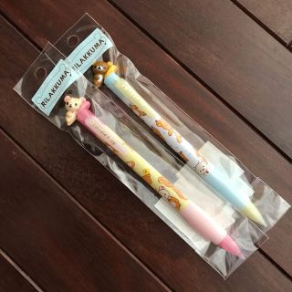 サンエックス(サンエックス)の新品❤︎リラックマ＆コリラックマ❤︎マスコット付シャープペン シャーペン セット(ペン/マーカー)