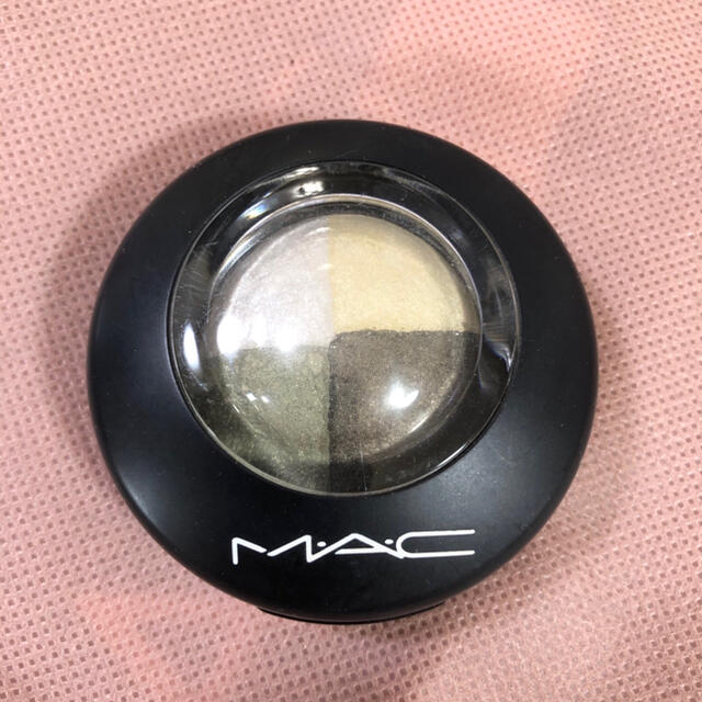 MAC(マック)のMAC ミネラライズ　アイシャドウ　インザメドウ コスメ/美容のベースメイク/化粧品(アイシャドウ)の商品写真