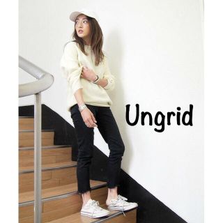 アングリッド(Ungrid)のブラックフレイドヘムストスリ(カジュアルパンツ)