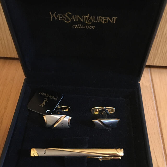 Yves Saint Laurent、ネクタイピン、カフスボタン、セット