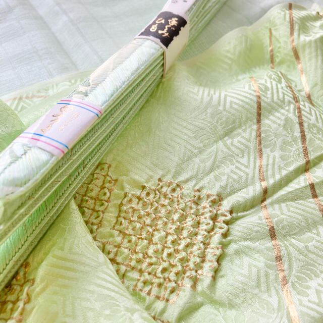 帯締め、帯揚げセット　淡い緑色 レディースの水着/浴衣(和装小物)の商品写真