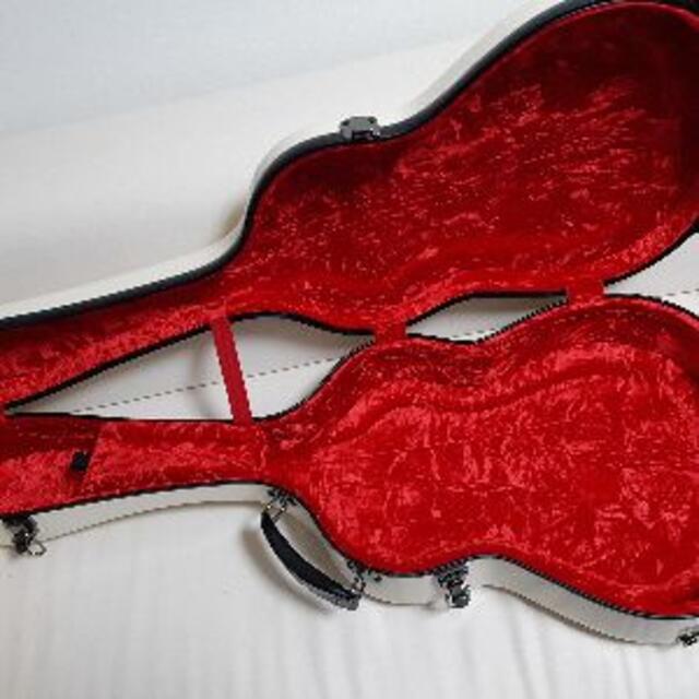 難ありファイバーグラス製 クラシック/００サイズギター用ケース 楽器のギター(ケース)の商品写真