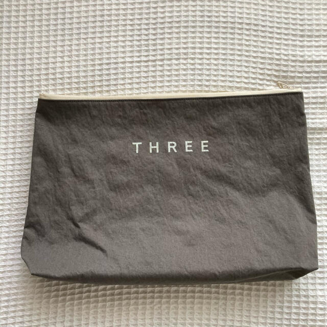 THREE(スリー)のTHREE ビッグポーチ レディースのファッション小物(ポーチ)の商品写真