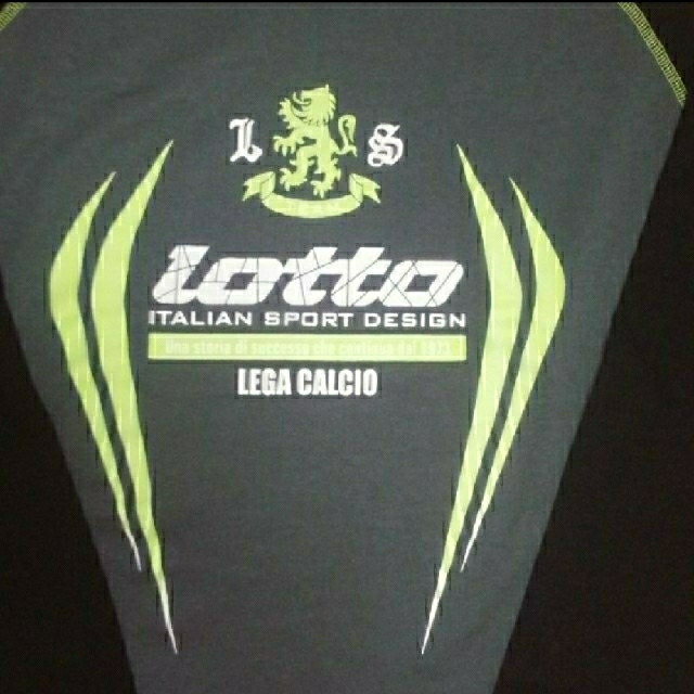 lotto(ロット)のお値下げ✨美品✨【長袖Ｔシャツ】lotto キッズ 長袖Ｔシャツ 160 キッズ/ベビー/マタニティのキッズ服男の子用(90cm~)(Tシャツ/カットソー)の商品写真