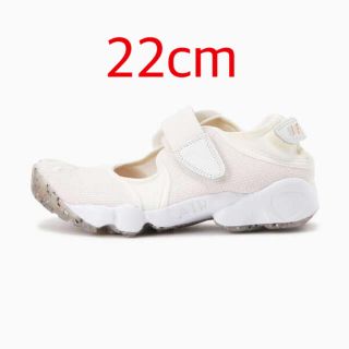 ナイキ(NIKE)のNIKE ナイキ AIR RIFT エアリフト BEIGE ベージュ 22(スニーカー)