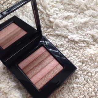 ボビイブラウン(BOBBI BROWN)のシマーブリック≪ピンククォーツ≫(フェイスカラー)