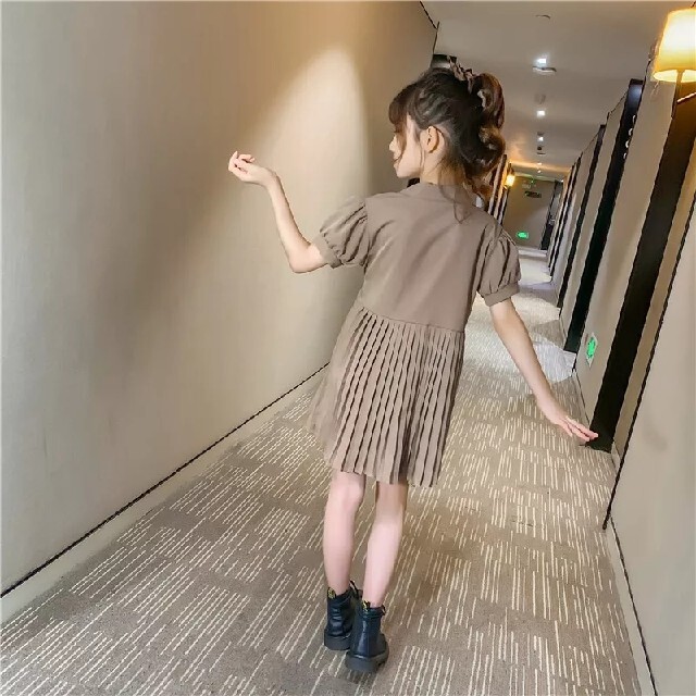 150  ミニワンピース ベージュ オーディション モデル コンテスト キッズ/ベビー/マタニティのキッズ服女の子用(90cm~)(ワンピース)の商品写真