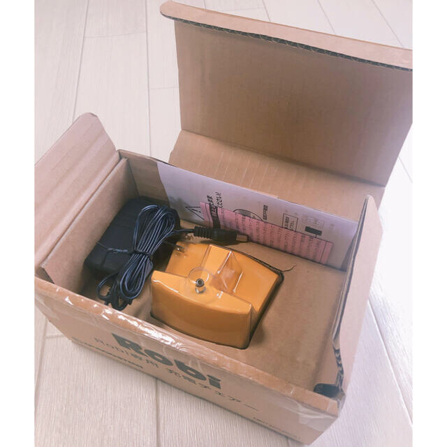 Robi専用 充電チェアー＆61号交換用パーツ エンタメ/ホビーのおもちゃ/ぬいぐるみ(模型/プラモデル)の商品写真