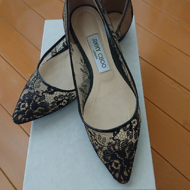 JIMMY CHOO(ジミーチュウ)の《JIMMY CHOO》ROMY FLAT LACE◆black◆ 36 1/2 レディースの靴/シューズ(ハイヒール/パンプス)の商品写真