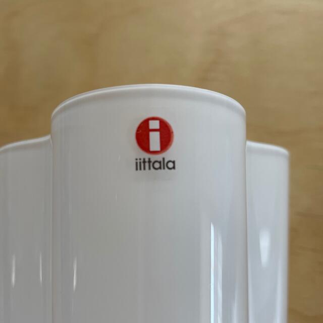 iittala(イッタラ)のイッタラ　アルヴァアアルト　フラワーベース　ホワイト　白　95㎜ インテリア/住まい/日用品のインテリア小物(花瓶)の商品写真