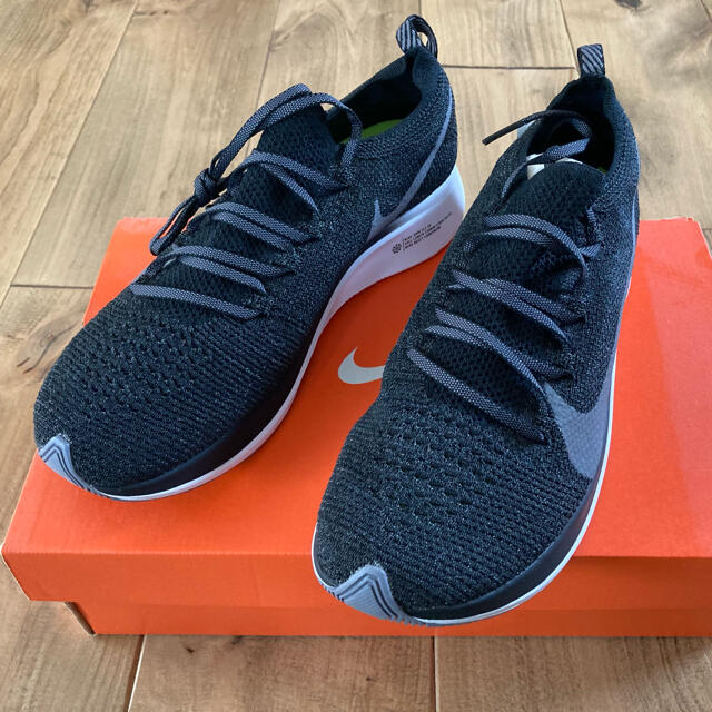 NIKE ズームフライニット　25.5