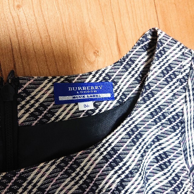 BURBERRY BLUE LABEL(バーバリーブルーレーベル)の【最終値下げ】BURBERRY チェック ワンピース  36 レディースのワンピース(ミニワンピース)の商品写真