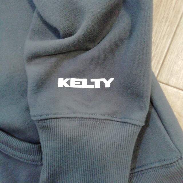 KELTY(ケルティ)のケルティ　パーカー　グレー レディースのトップス(パーカー)の商品写真