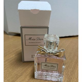 クリスチャンディオール(Christian Dior)のクリスチャンディオール ブルーミングブーケ50ml(香水(女性用))