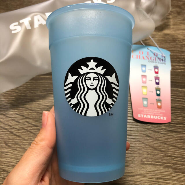 Starbucks Coffee(スターバックスコーヒー)の●名入れ● Starbucks カラーチェンジ　ゴールドカップ　ブルー インテリア/住まい/日用品のキッチン/食器(タンブラー)の商品写真