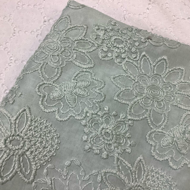 日本製 コットンレース生地 豪華刺繍 2色セット ミナペルホネン好き
