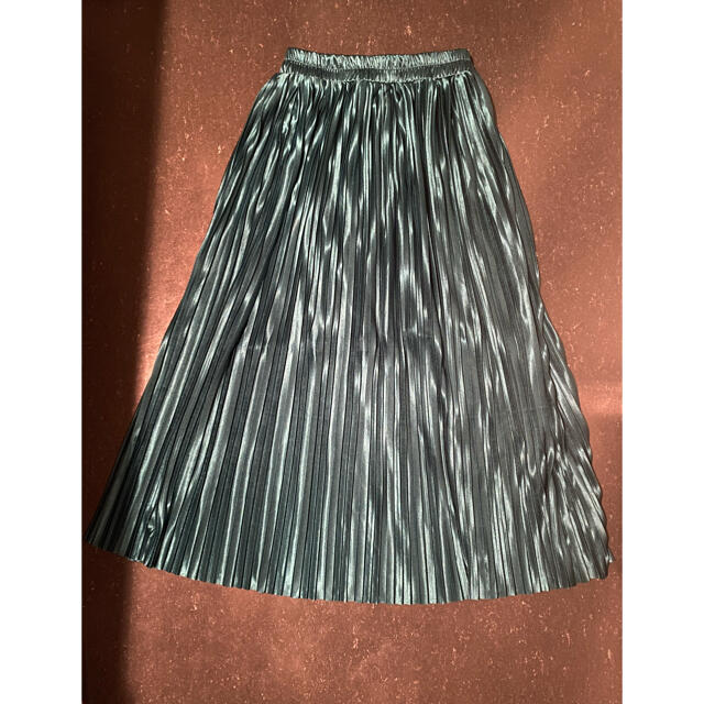 TOGA(トーガ)の美品ZARAグリーンスカート　mame sacai TOGA ameri レディースのスカート(ロングスカート)の商品写真