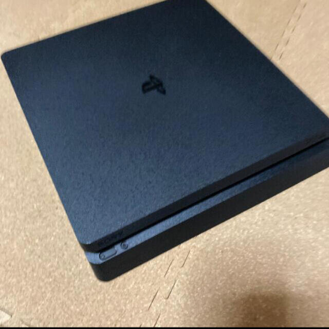 PlayStation4(プレイステーション4)のplaystation4 CUH-2200AB01 美品　PS4本体  エンタメ/ホビーのゲームソフト/ゲーム機本体(家庭用ゲーム機本体)の商品写真