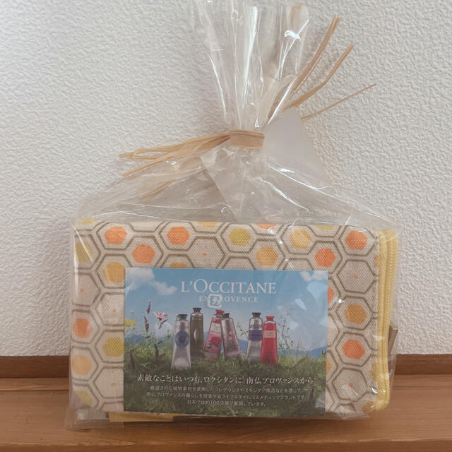 L'OCCITANE(ロクシタン)のロクシタン　ハンドクリーム6点セット(ミニポーチ付き) コスメ/美容のボディケア(ハンドクリーム)の商品写真