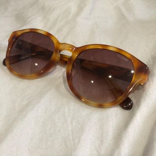 ゲス(GUESS)のGUESS サングラス ブラウン 柄(サングラス/メガネ)