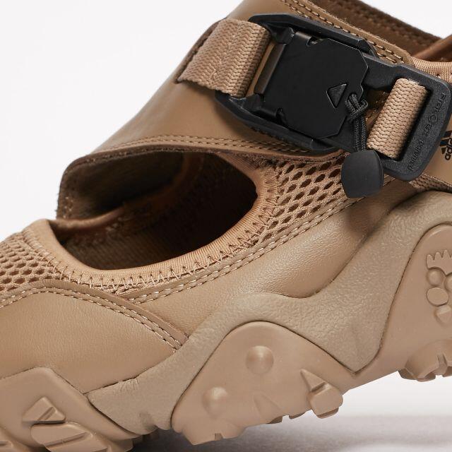 adidas(アディダス)のHYKE X ADIDAS AH-003 XTA SANDAL KHAKI  メンズの靴/シューズ(スニーカー)の商品写真