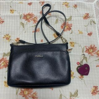 フルラ(Furla)のFURLA ポシェット　ミニバッグ※チャーム付き(ショルダーバッグ)