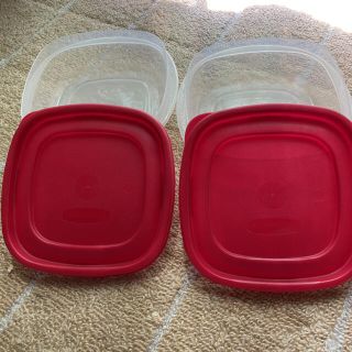 Rubbermaid タッパー×4(容器)