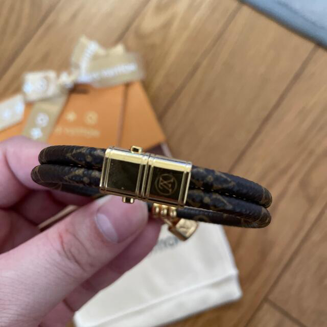 LOUIS VUITTON(ルイヴィトン)のルイヴィトン　ブレスレット レディースのアクセサリー(ブレスレット/バングル)の商品写真