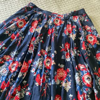 ローラアシュレイ(LAURA ASHLEY)のLAURA ASHLEY 膝丈スカート　UK18(ひざ丈スカート)