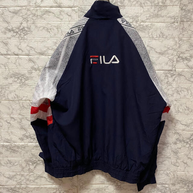 FILA(フィラ)のフィラ　ナイロンジャケット　ビッグ刺繍ロゴ　ビッグシルエット　90's メンズのジャケット/アウター(ナイロンジャケット)の商品写真