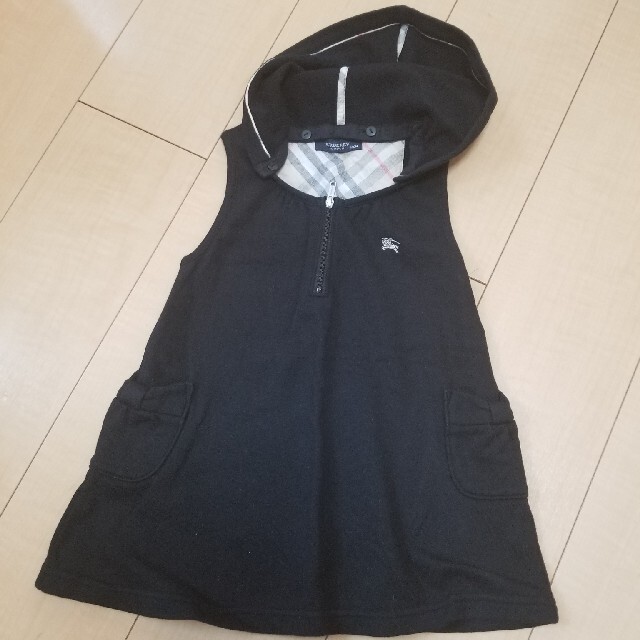 BURBERRY(バーバリー)の(ご専用)90バーバリー　フード付きワンピース キッズ/ベビー/マタニティのキッズ服女の子用(90cm~)(ワンピース)の商品写真