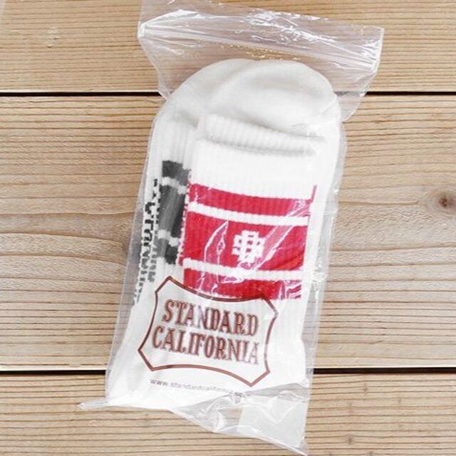 STANDARD CALIFORNIA(スタンダードカリフォルニア)のSTANDARD CALIFORNIA SD SPORTS SOCKS-2P メンズのレッグウェア(ソックス)の商品写真