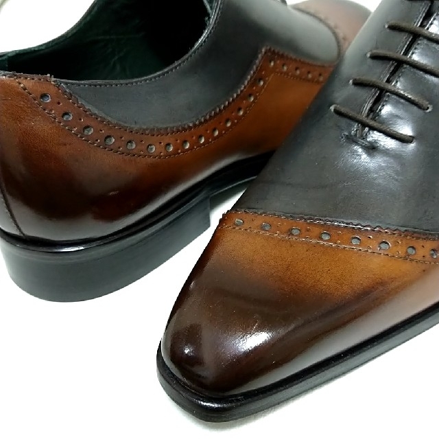 madras(マドラス)の未使用 24.5cm イタリア製 ビジネス ドレッシー パティーヌ レザーソール メンズの靴/シューズ(ドレス/ビジネス)の商品写真