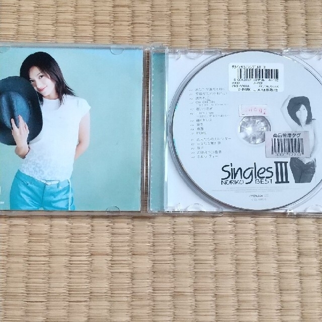 酒井法子 singles～noriko best～Ⅲ レンタル落 エンタメ/ホビーのCD(ポップス/ロック(邦楽))の商品写真