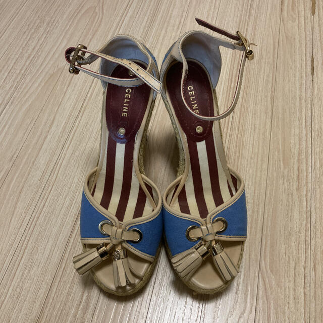 celine(セリーヌ)のセリーヌタッセルサンダル36 レディースの靴/シューズ(サンダル)の商品写真
